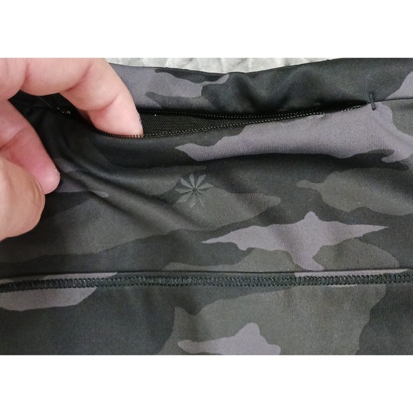 ATHLETA Camo black MATCH POINT tennis SKIRT  Medium GOLF skort EUC - Picture 4 of 13